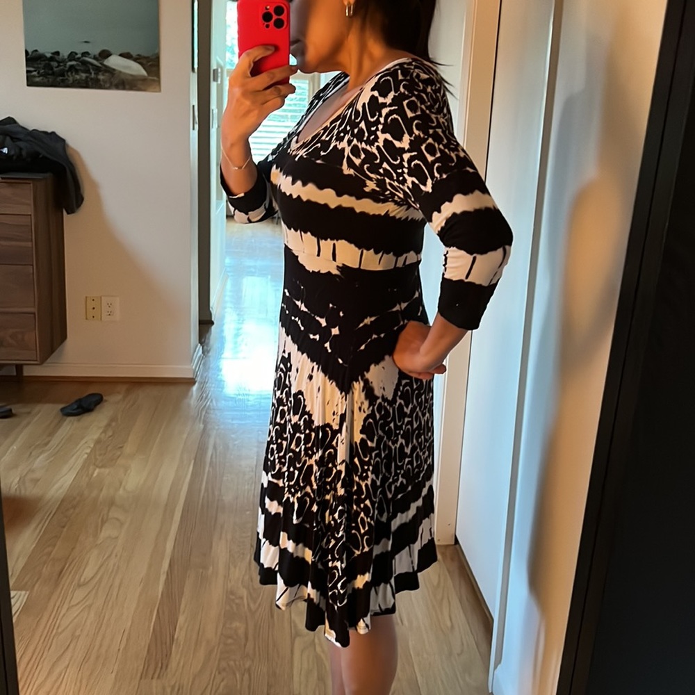 Karen Kane eclectic black and white cotton pullover dress - medium - Picture 2 of 5
